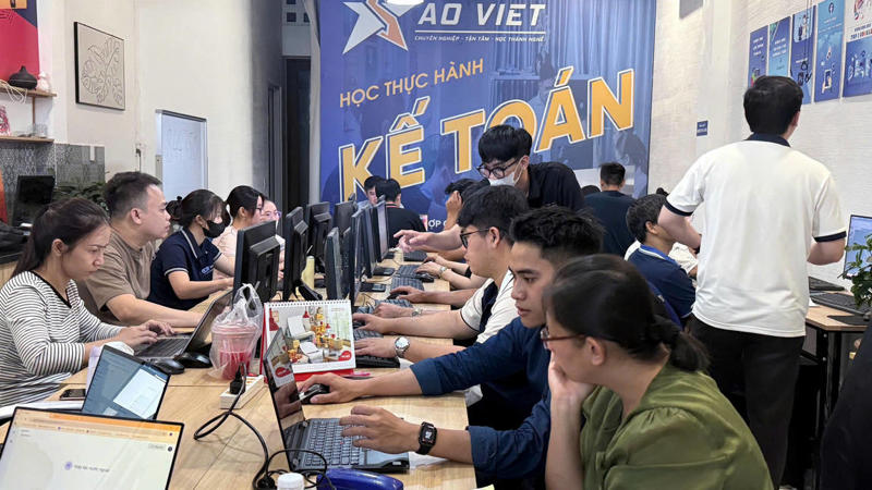 Khóa Học Kế Toán Hộ Kinh Doanh Dành Cho Cá Thể Và Các Cửa Hàng